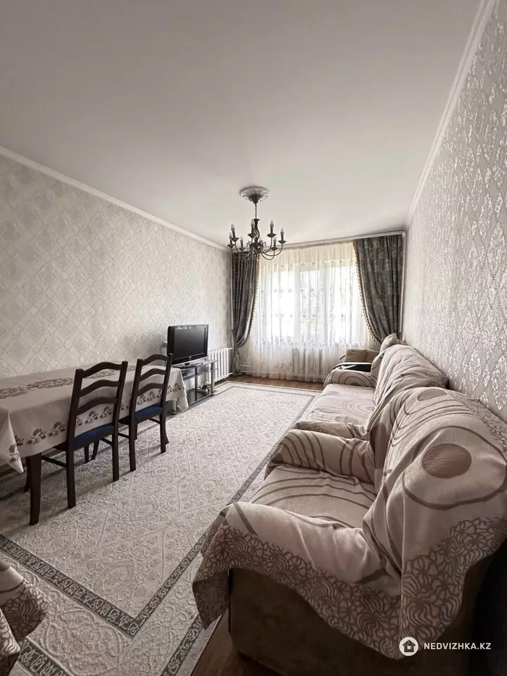 82.4 м², 4-комнатная квартира, этаж 5 из 5, 82 м², изображение - 1
