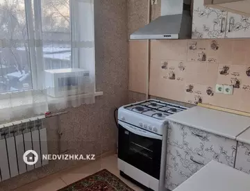 1-комнатная квартира, этаж 3 из 4, 34 м²