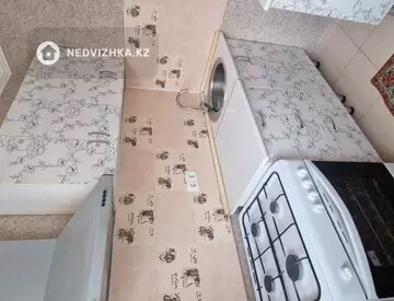1-комнатная квартира, этаж 3 из 4, 34 м²
