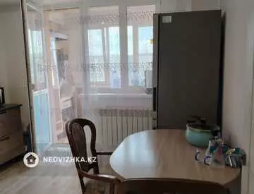 2-комнатная квартира, этаж 9 из 10, 56 м²