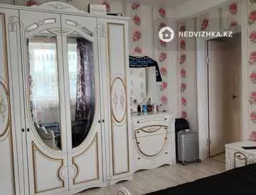 2-комнатная квартира, этаж 9 из 10, 56 м²