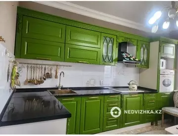 2-комнатная квартира, этаж 2 из 16, 83 м²