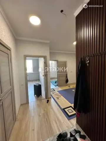 2-комнатная квартира, этаж 3 из 10, 40 м²