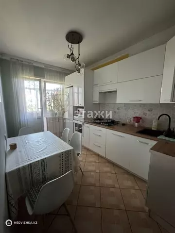 3-комнатная квартира, этаж 5 из 5, 65 м²