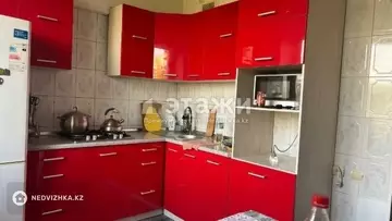 2-комнатная квартира, этаж 4 из 5, 47 м²