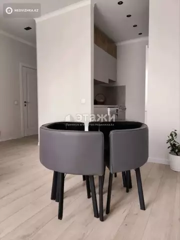 40 м², 2-комнатная квартира, этаж 3 из 10, 40 м², изображение - 2