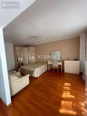 1-комнатная квартира, этаж 3 из 5, 43 м²