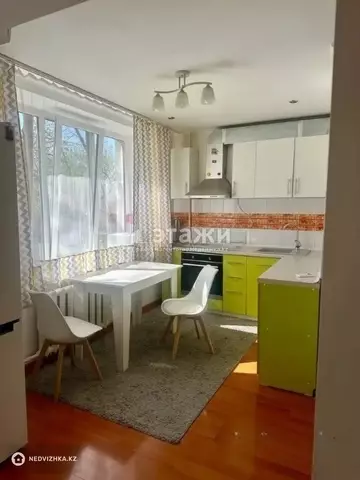 1-комнатная квартира, этаж 3 из 5, 43 м²