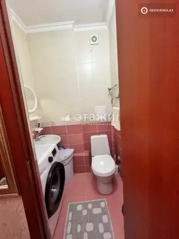 2-комнатная квартира, этаж 9 из 9, 50 м²