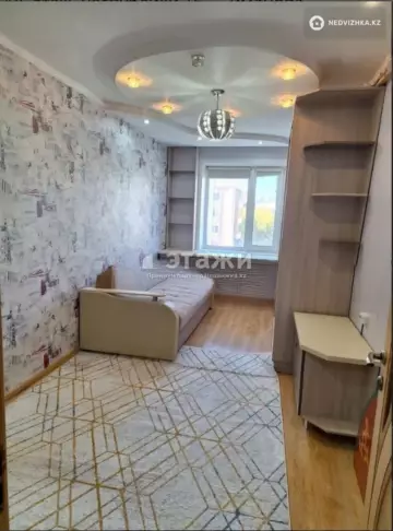 3-комнатная квартира, этаж 4 из 5, 60 м²