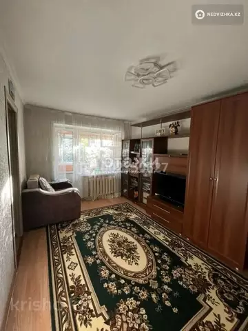 2-комнатная квартира, этаж 4 из 4, 44 м²