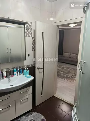2-комнатная квартира, этаж 2 из 14, 45 м²