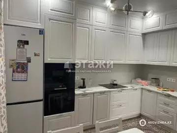 3-комнатная квартира, этаж 2 из 16, 81 м²