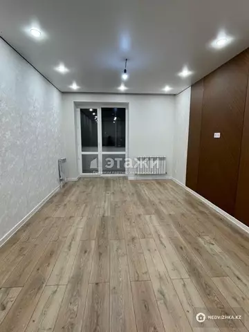 2-комнатная квартира, этаж 8 из 9, 41 м²