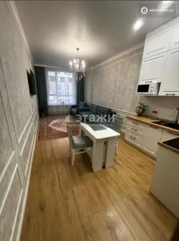 3-комнатная квартира, этаж 8 из 12, 68 м²