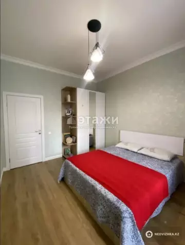 3-комнатная квартира, этаж 8 из 12, 68 м²