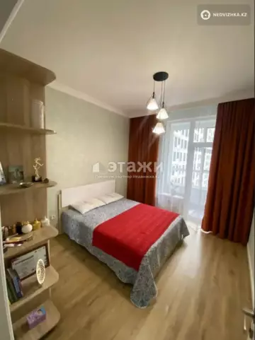 3-комнатная квартира, этаж 8 из 12, 68 м²