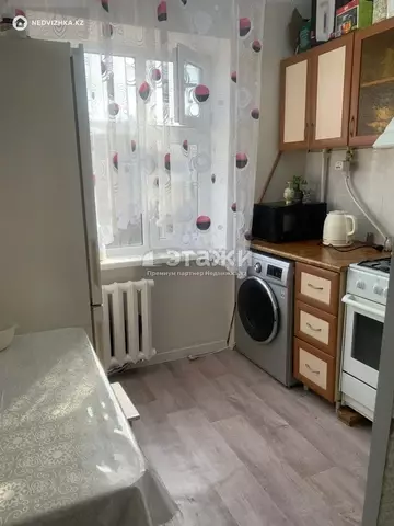 2-комнатная квартира, этаж 4 из 5, 45 м²