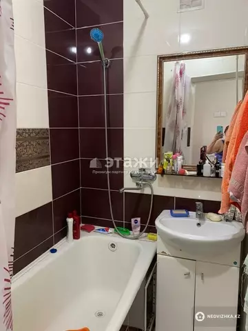 2-комнатная квартира, этаж 4 из 5, 45 м²