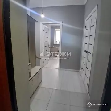 2-комнатная квартира, этаж 9 из 9, 54 м²