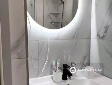59 м², 2-комнатная квартира, этаж 9 из 17, 59 м², посуточно, изображение - 5