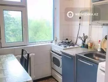 2-комнатная квартира, этаж 3 из 5, 45 м²