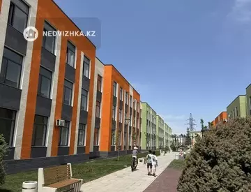 1-комнатная квартира, этаж 2 из 3, 38 м²