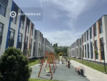 2-комнатная квартира, этаж 2 из 3, 57 м²