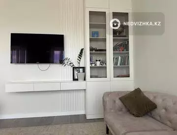 3-комнатная квартира, этаж 2 из 8, 122 м²