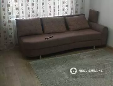 2-комнатная квартира, этаж 4 из 5, 52 м²
