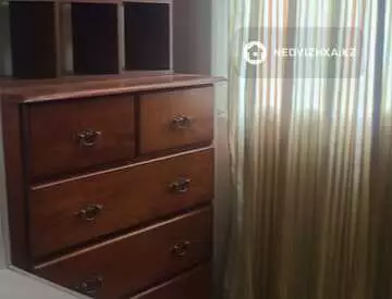 2-комнатная квартира, этаж 4 из 5, 52 м²