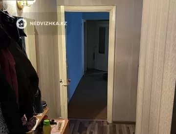 3-комнатная квартира, этаж 2 из 4, 58 м²