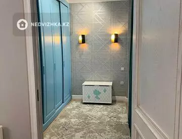 2-комнатная квартира, этаж 12 из 17, 80 м²