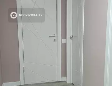1-комнатная квартира, этаж 16 из 24, 40 м², на длительный срок