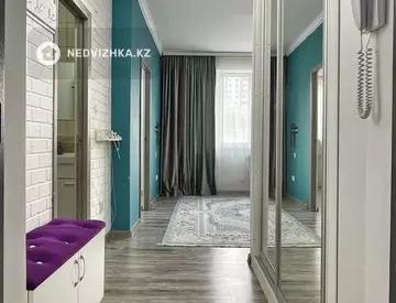 40.3 м², 2-комнатная квартира, этаж 4 из 10, 40 м², изображение - 2