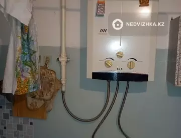 2-комнатная квартира, этаж 3 из 4, 44 м²