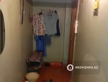 2-комнатная квартира, этаж 3 из 4, 44 м²