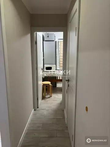 2-комнатная квартира, этаж 2 из 4, 43 м²