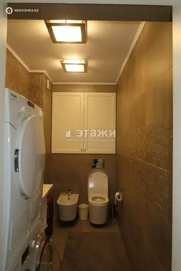 4-комнатная квартира, этаж 4 из 5, 153 м², посуточно