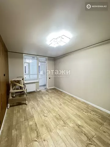 2-комнатная квартира, этаж 3 из 9, 56 м²