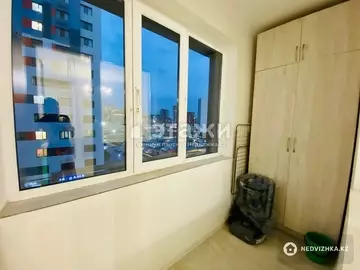 1-комнатная квартира, этаж 5 из 12, 37 м²