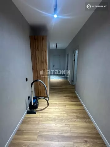 2-комнатная квартира, этаж 10 из 12, 60 м²