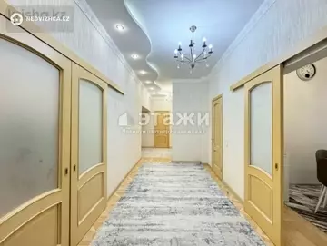 4-комнатная квартира, этаж 6 из 9, 121 м²