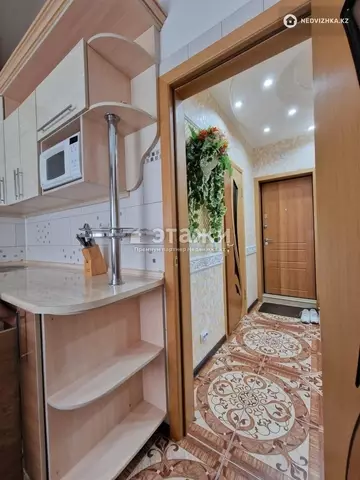 1-комнатная квартира, этаж 9 из 19, 45 м²