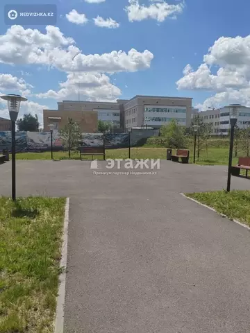 2-комнатная квартира, этаж 9 из 12, 65 м²