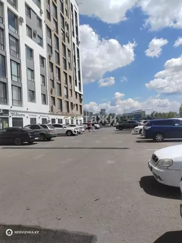 2-комнатная квартира, этаж 9 из 12, 65 м²
