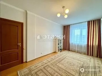 3-комнатная квартира, этаж 9 из 9, 92 м²