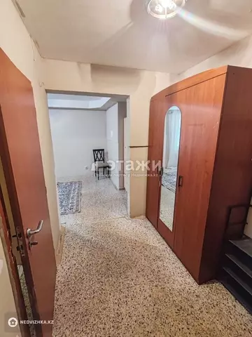 2-комнатная квартира, этаж 1 из 5, 40 м²