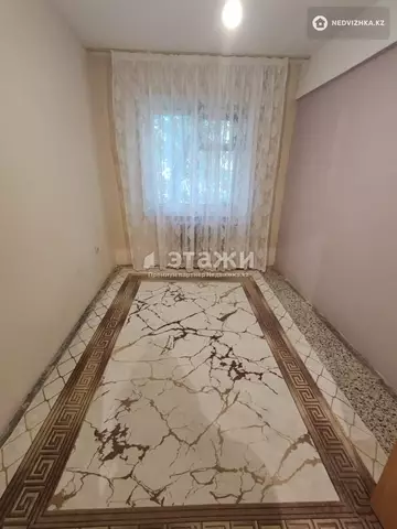 2-комнатная квартира, этаж 1 из 5, 40 м²