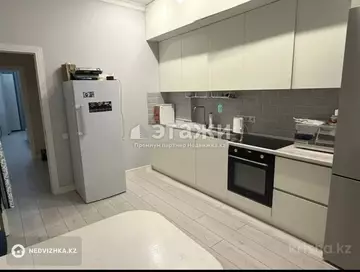 2-комнатная квартира, этаж 3 из 10, 66 м²